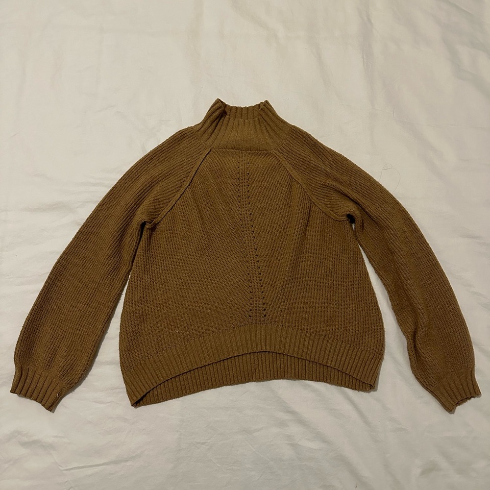 Brown Turtle Neck - Size Small